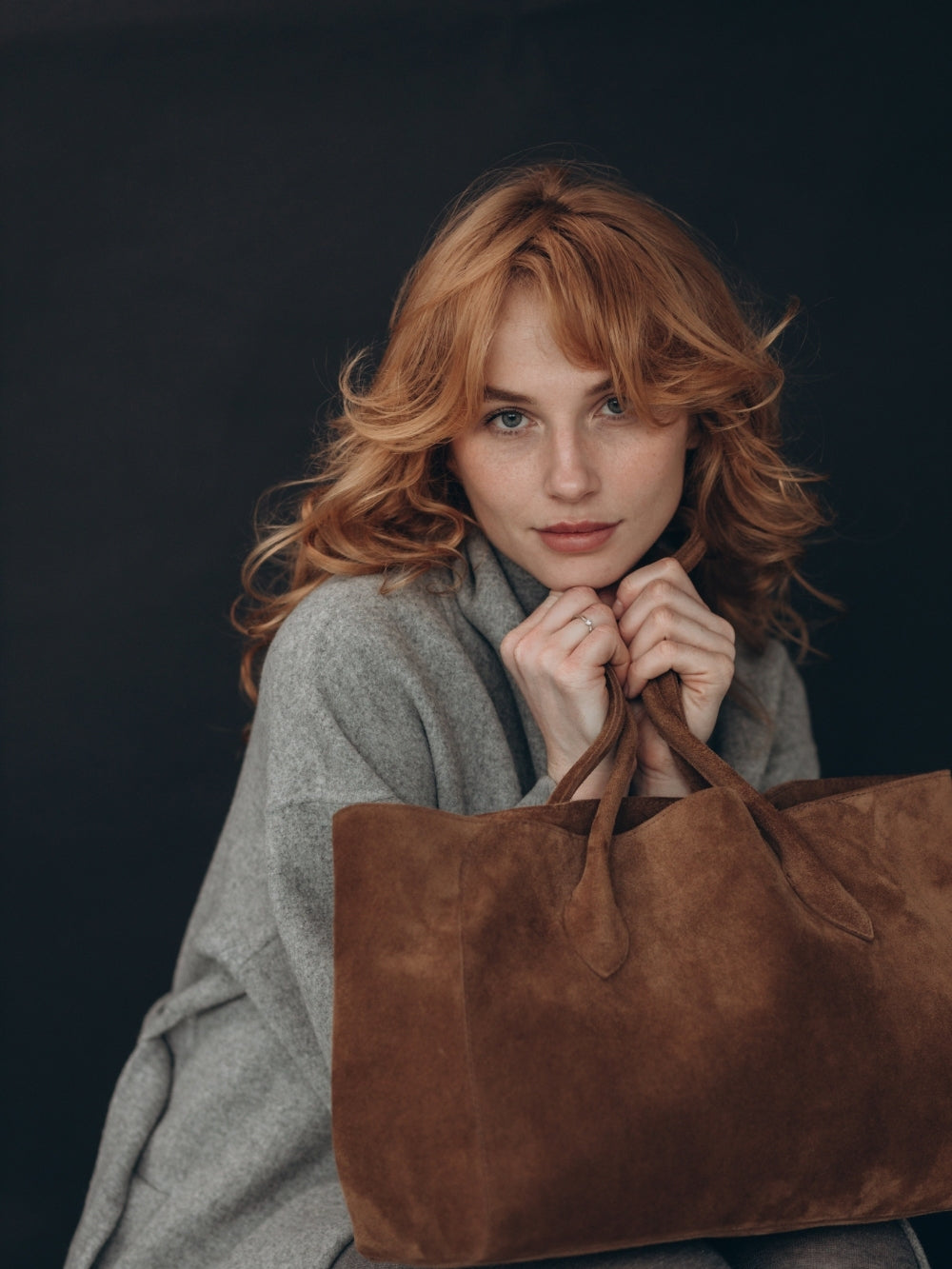 Шкіряна сумка Business Tote - замша